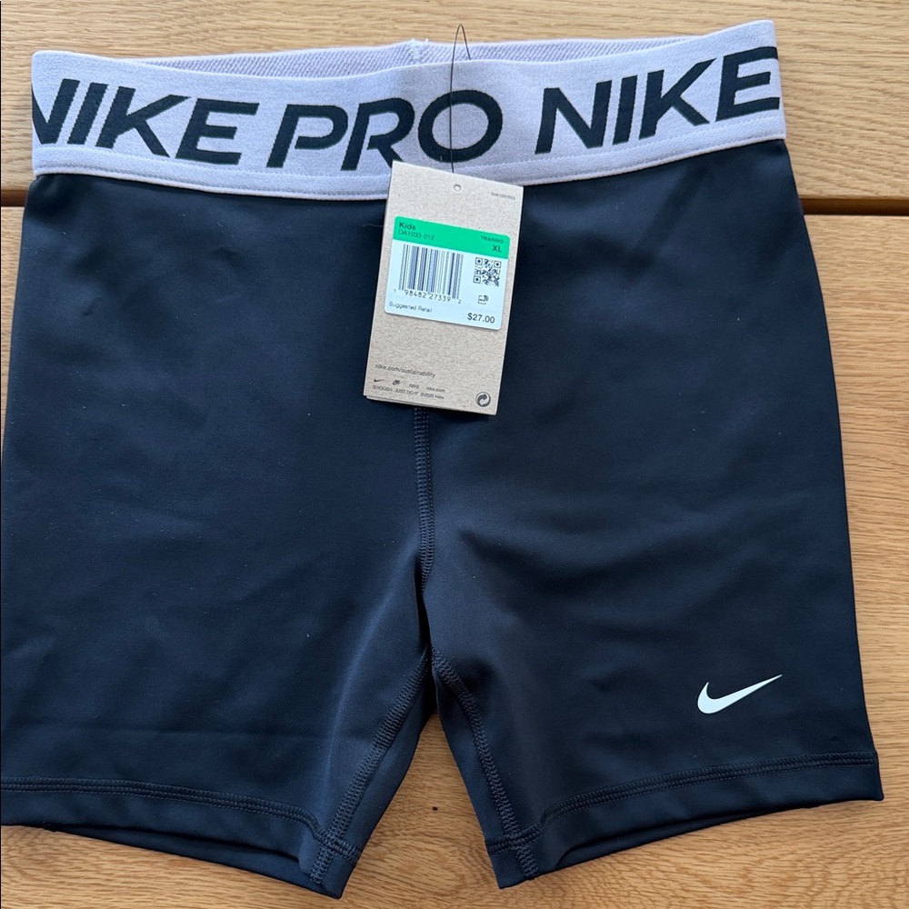 Girls Nike Pro Black Shorts